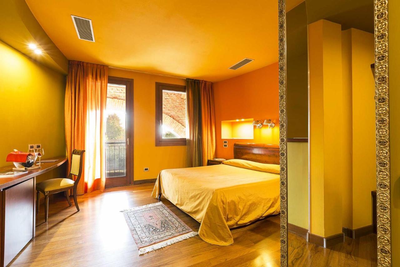 Hotel Due Platani Cornedo Vicentino Exterior photo